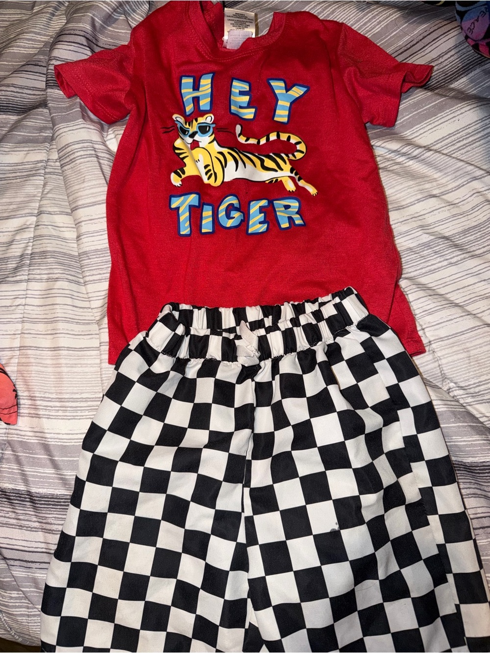 Red "Hey Tiger" Graphic Tee with Black & White Checker Kids Shorts